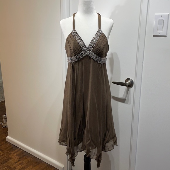 NWOT-Silk halter dress. Size 12 $60 - Picture 1 of 10